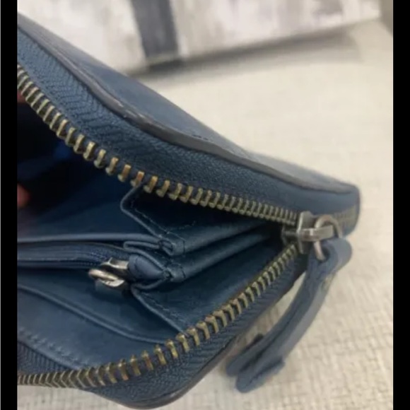 Frye Wallet Peacock Blue - Picture 13 of 15